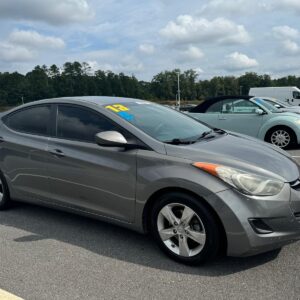 2013 Hyundai Elantra Gris